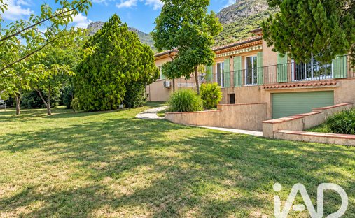 Maison à Saint-Jeannet, Provence-Alpes-Côte d'Azur, France 1