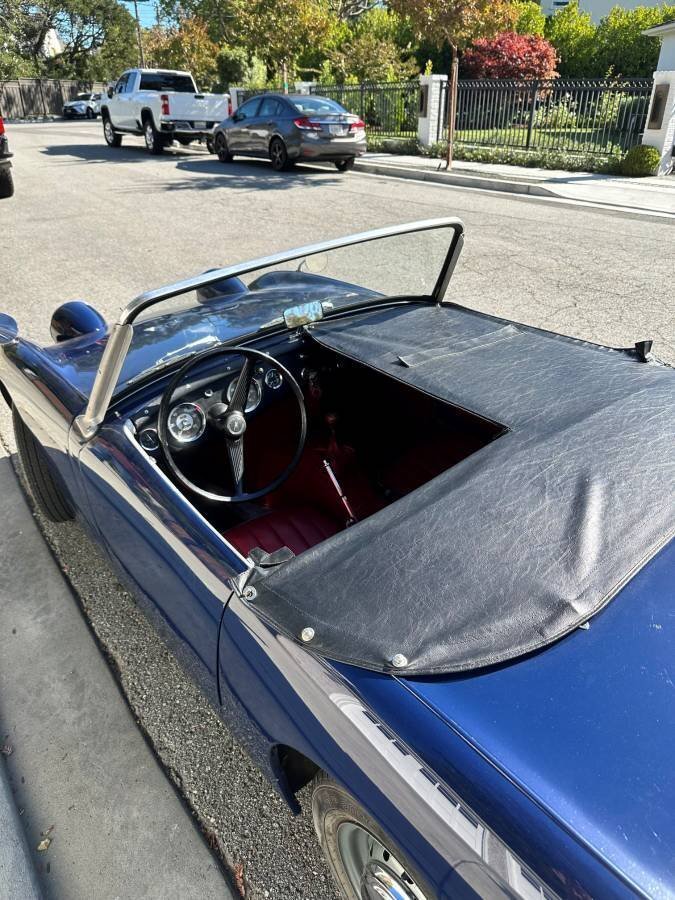 Cabriolet in Glendale, United States 5 - 19117959