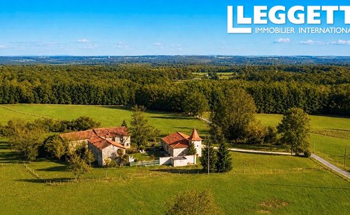 Casa a Verteillac, Nuova Aquitania, Francia 1