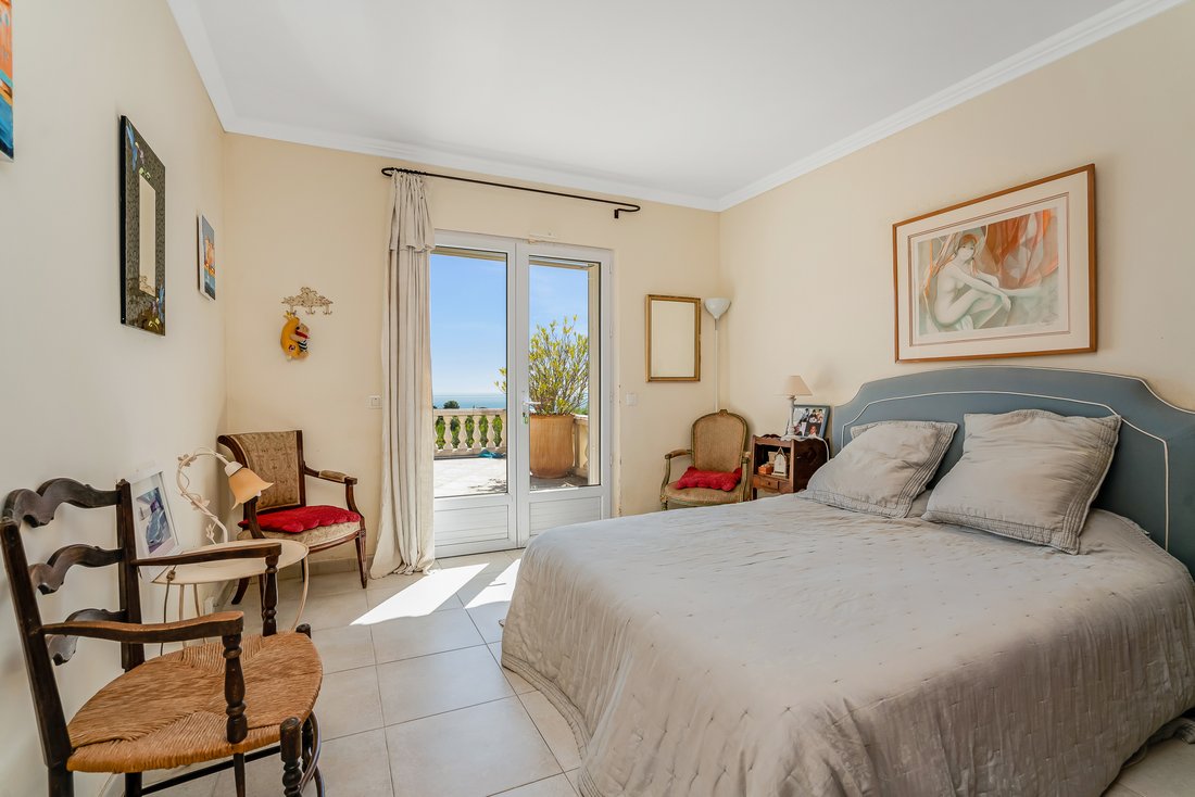 Maison à Nartelle-Noyer-Bellevue-bd des Sardinaux, Sainte-Maxime, France 5 - 19120190