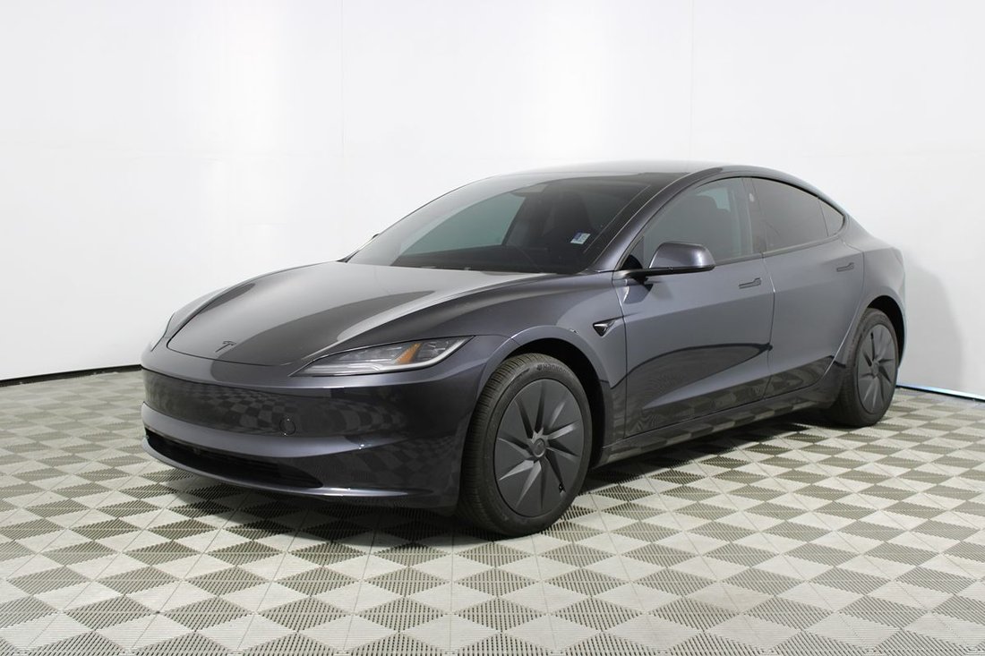 Sedan in Montclair, CA, United States 3 - 19119005