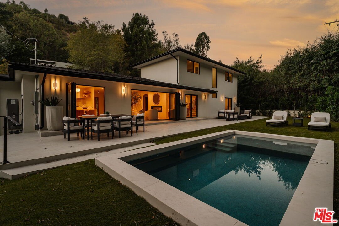 House in Los Angeles, California, United States 2 - 19119471
