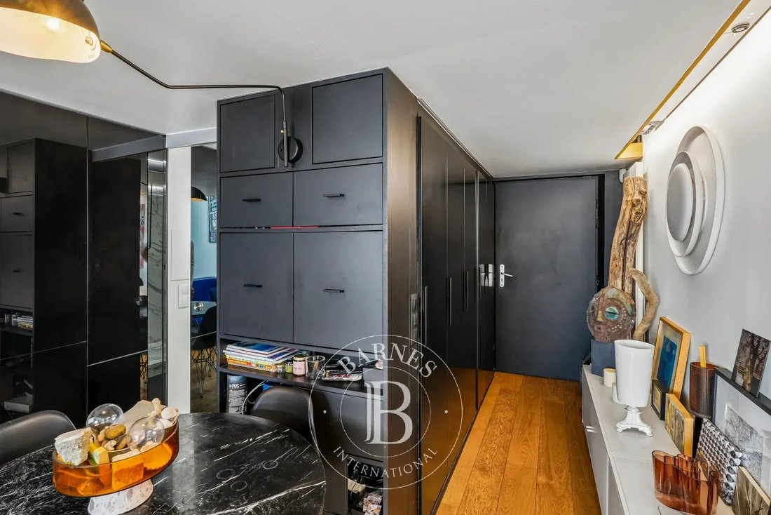 Apartment in Bas Belleville, Paris 19e Arrondissement, Paris 3 - 19059609