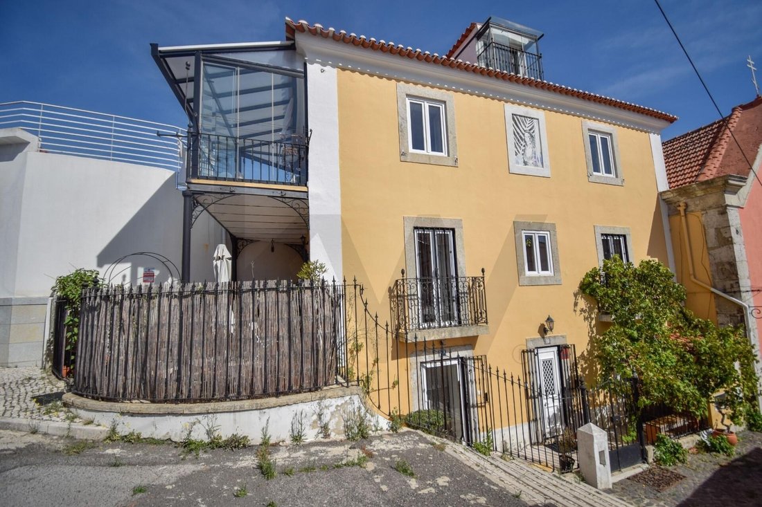 Townhouse in Benfica, Lisbon, Portugal 2 - 19117897