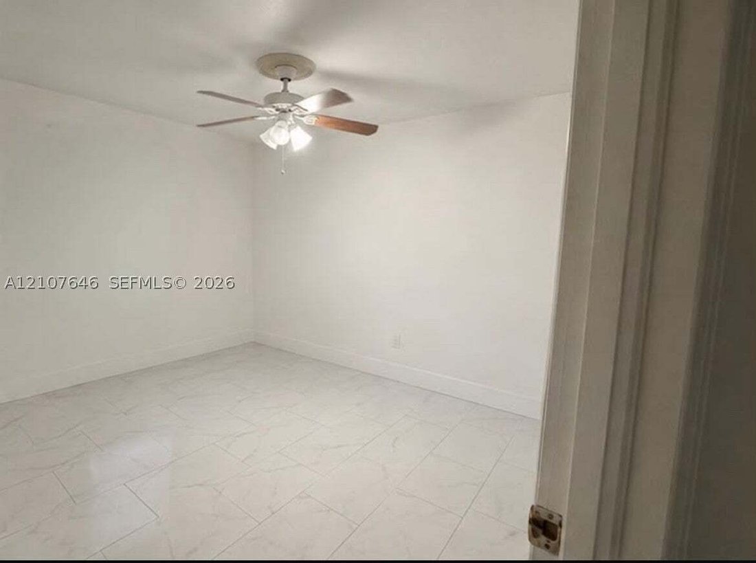 Casa en Miami, Florida, Estados Unidos 5 - 19118204