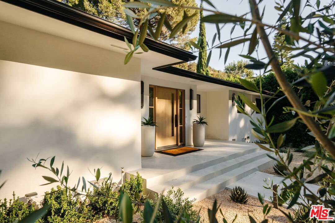 House in Los Angeles, California, United States 3 - 19119471