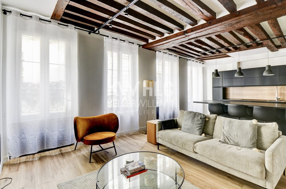 Apartment in Odéon, Paris 6e Arrondissement, Paris 1 - 19099038