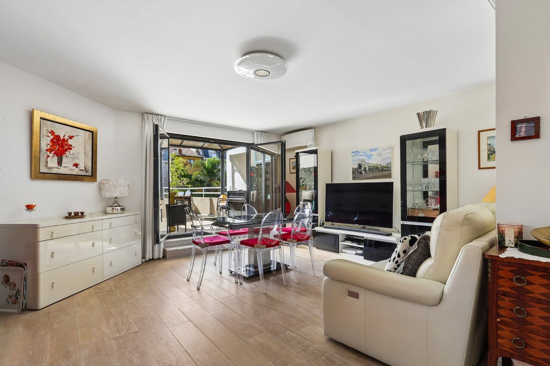 Apartment in Fleurs-Gambetta, Nice, France 2 - 19120151