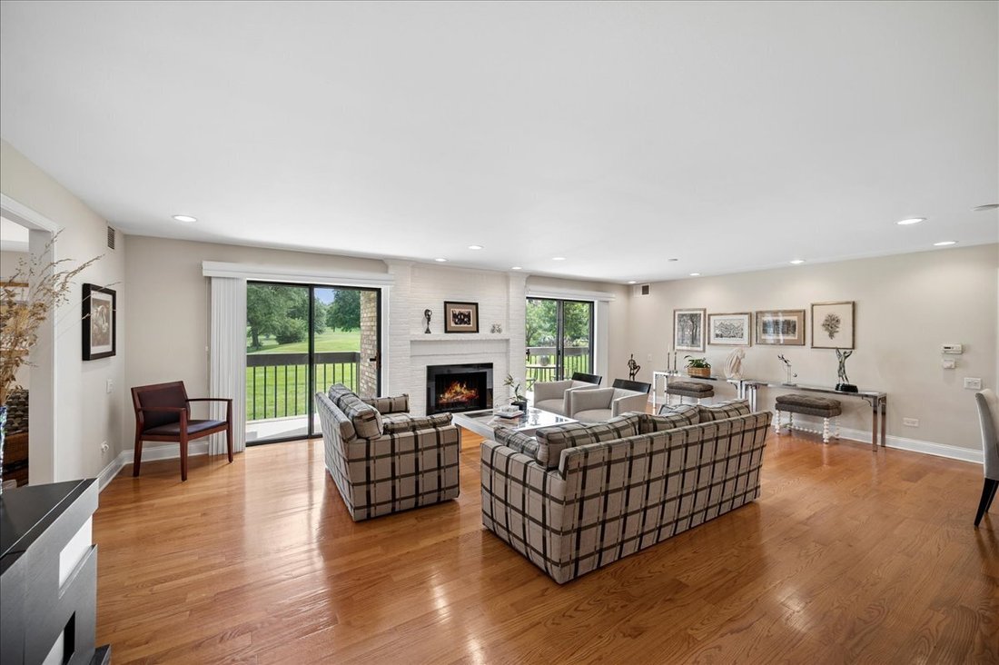 Condo in Northbrook, Illinois, United States 3 - 19119401