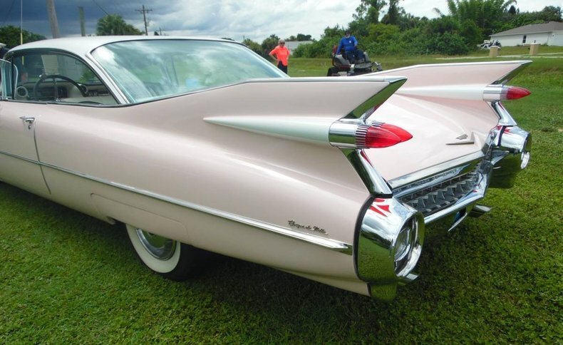 Coupe in Glendale, United States 3 - 19118097