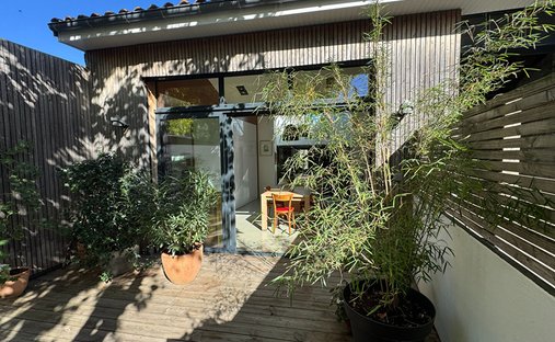 Villa en Mairie Bourg, Bègles, Francia 1