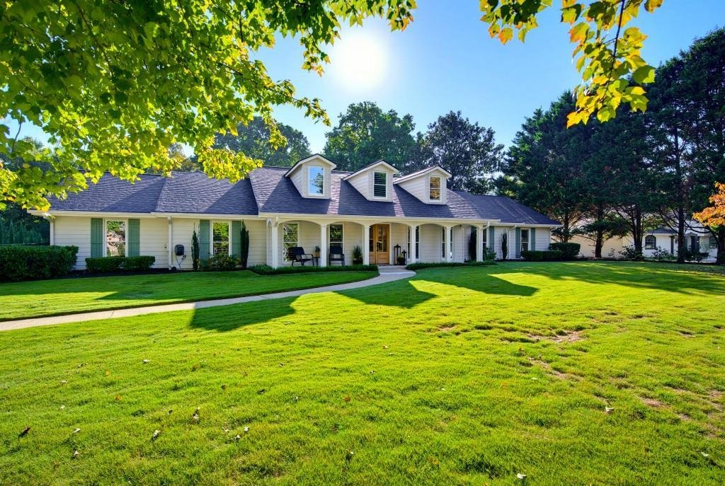 Maison à Roswell, Géorgie, États-Unis 2 - 19119568