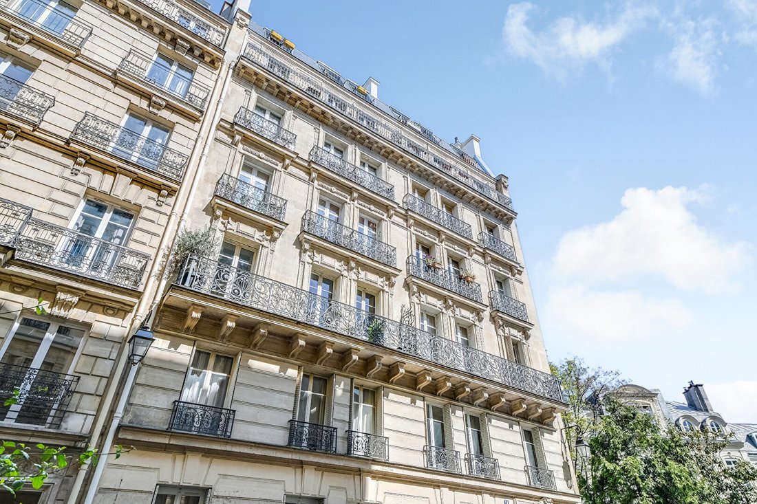 Apartment in Lorette-Martyrs, Paris 9e Arrondissement, Paris 3 - 19118678