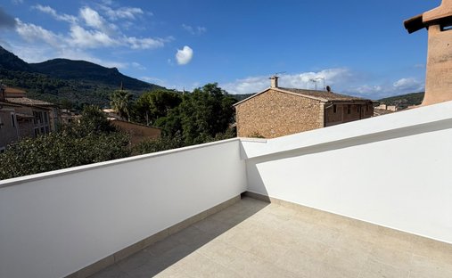 Townhouse in Soller, Balearic Islands, Spain 1