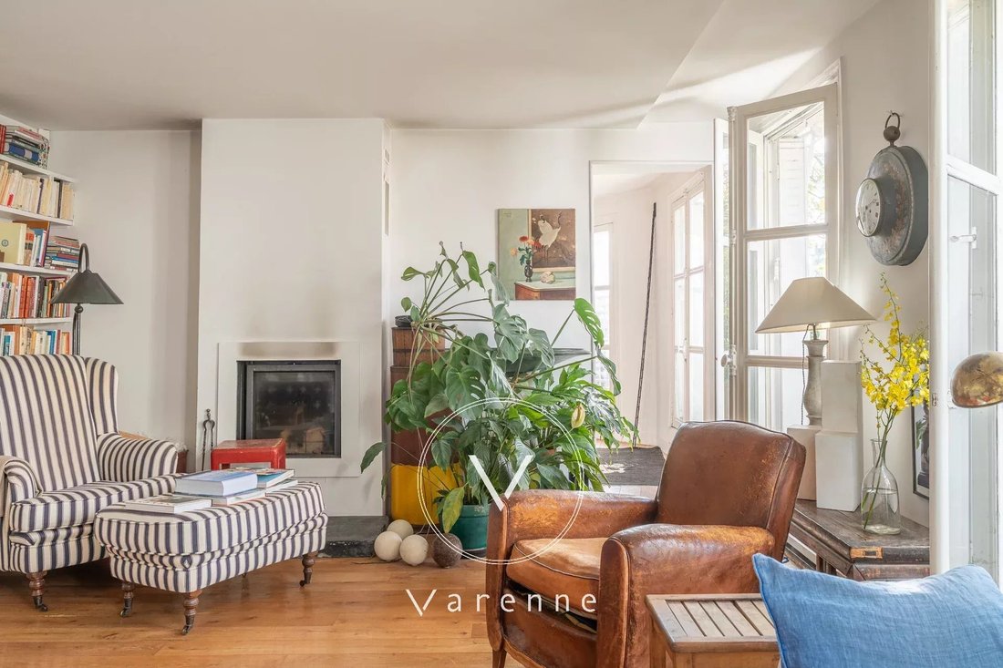 Appartamento a Clichy-Trinité, Paris 9e Arrondissement, Parigi 4 - 19118734