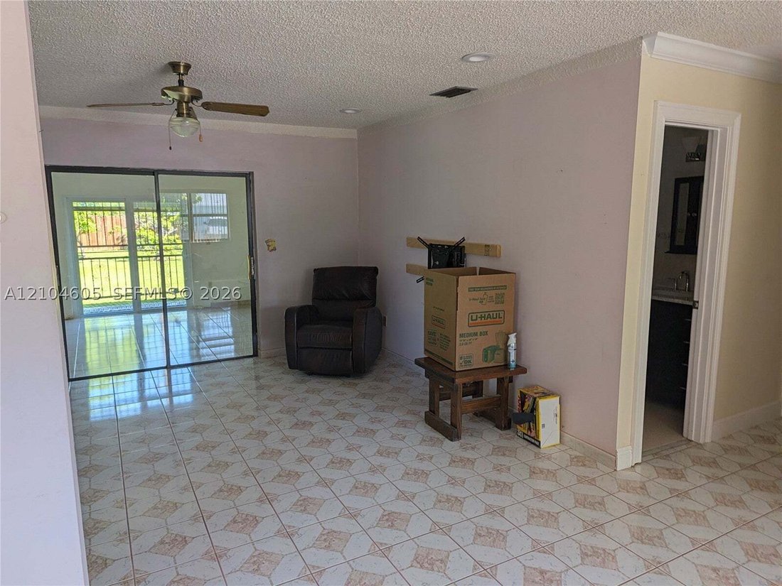 Casa a Miami, Florida, Stati Uniti 4 - 19118202