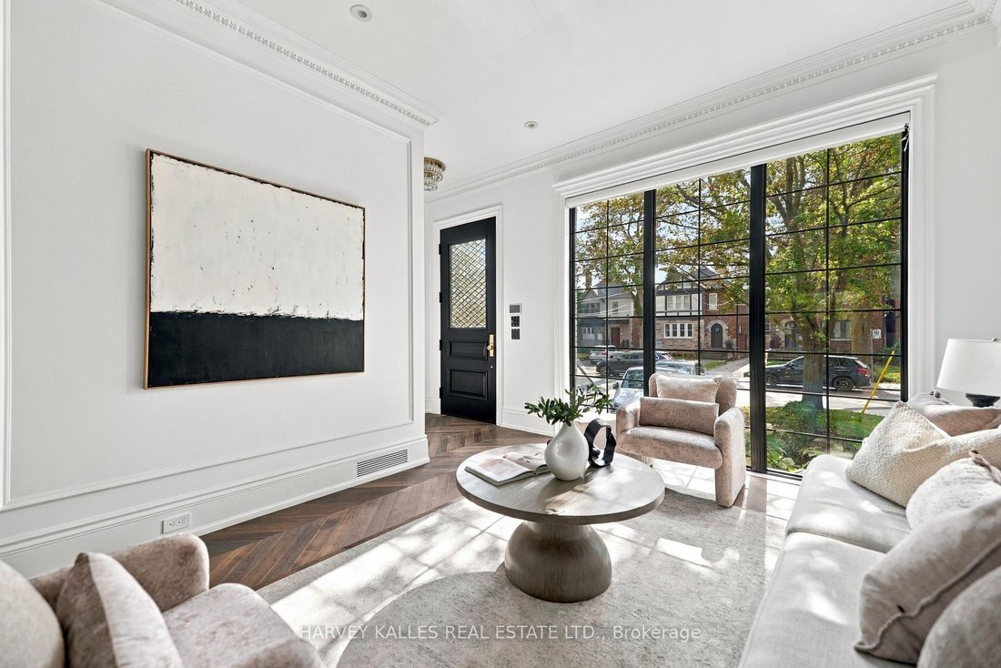 House in Toronto, Ontario, Canada 3 - 19117281