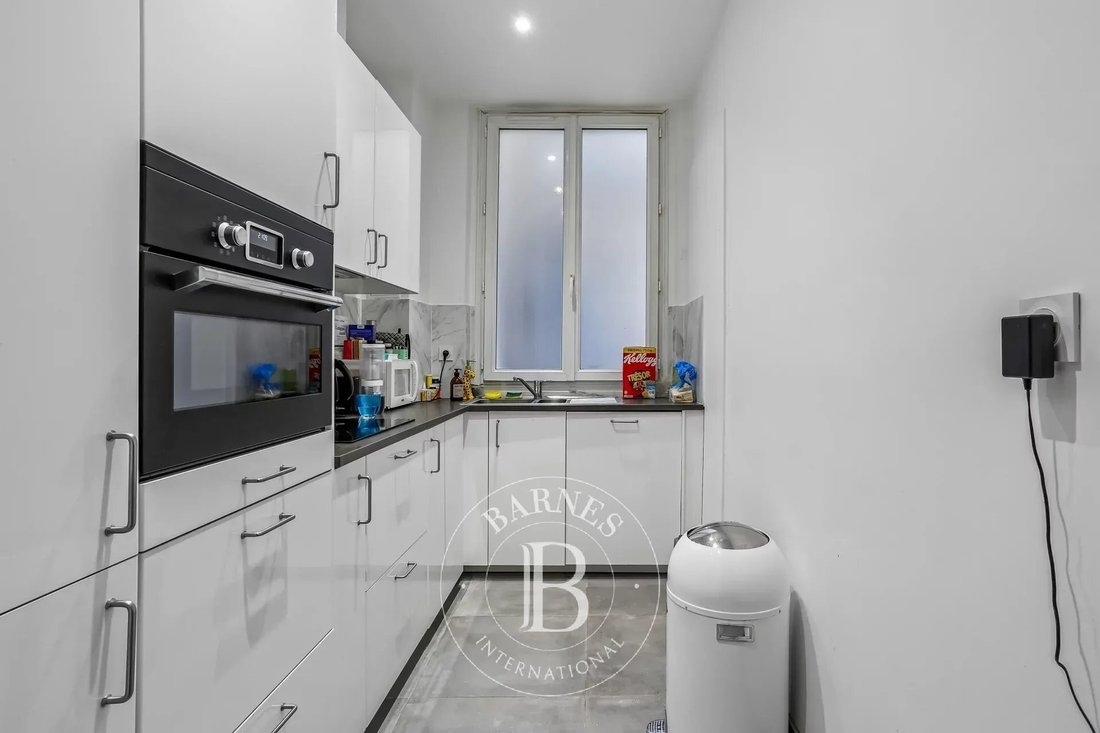 Apartment in Invalides, Paris 7e Arrondissement, Paris 5 - 19111716