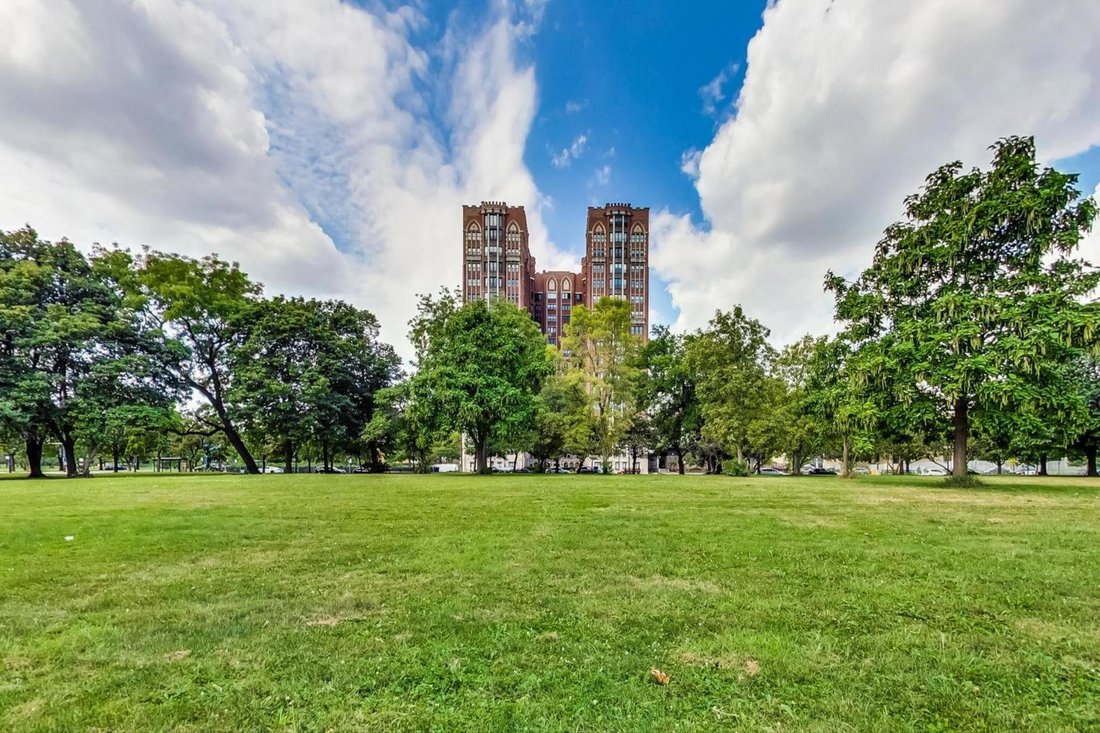 Co Op in Chicago, Illinois, United States 2 - 19119313