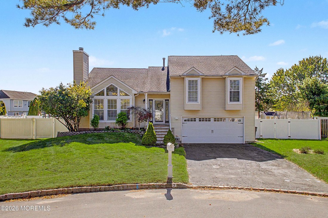 Casa en Municipio de Howell, Nueva Jersey, Estados Unidos 1 - 19117699