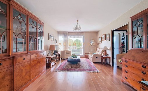 Apartamento en Adamville, Saint-Maur-des-Fossés, Francia 1