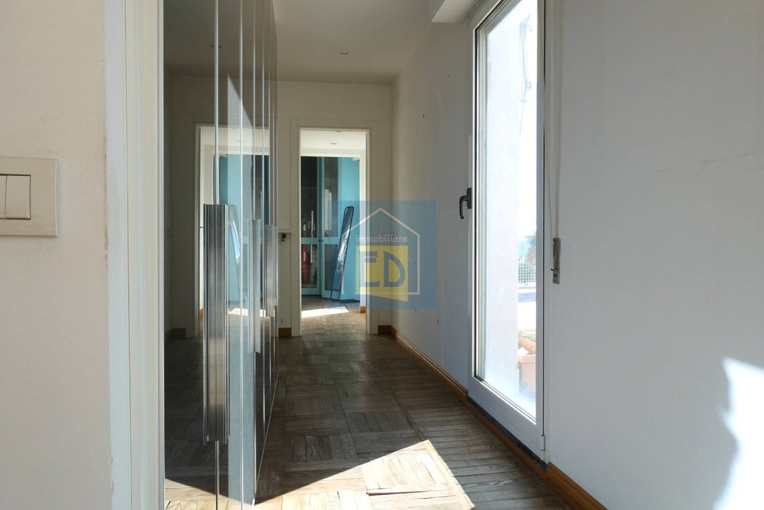 Apartamento en Savona, Liguria, Italia 5 - 19117153