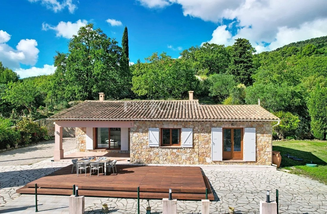 Villa à Seillans, Provence-Alpes-Côte d'Azur, France 3 - 19119081