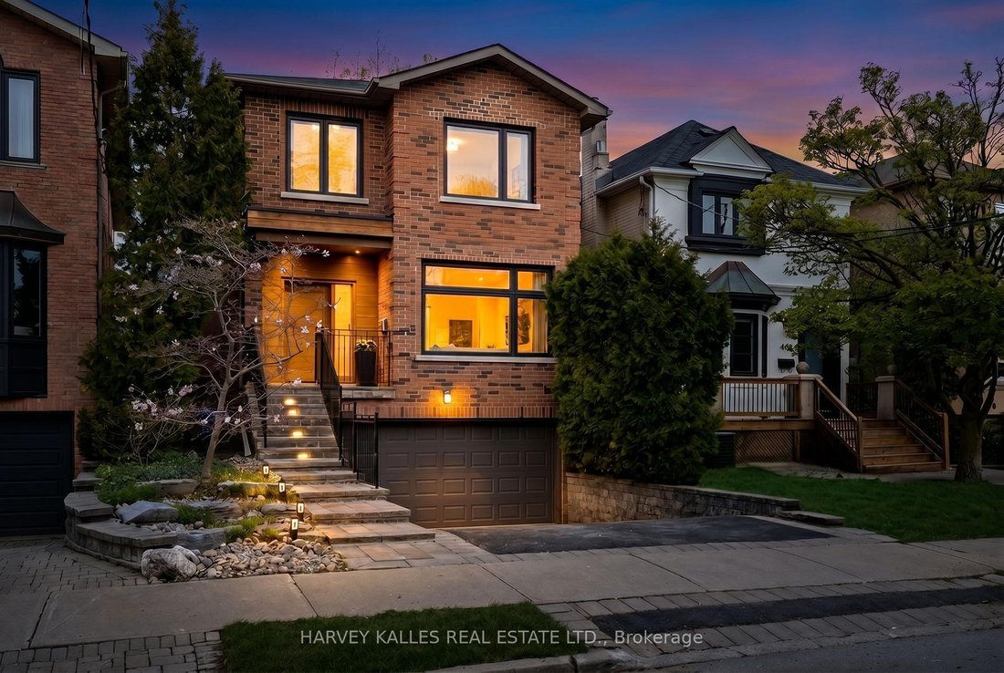 House in Toronto, Ontario, Canada 3 - 19117268