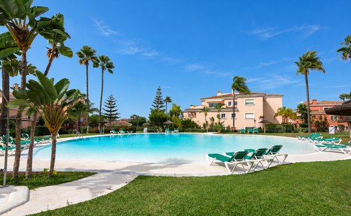 Penthouse in Cancelada, Estepona, Andalusien 1