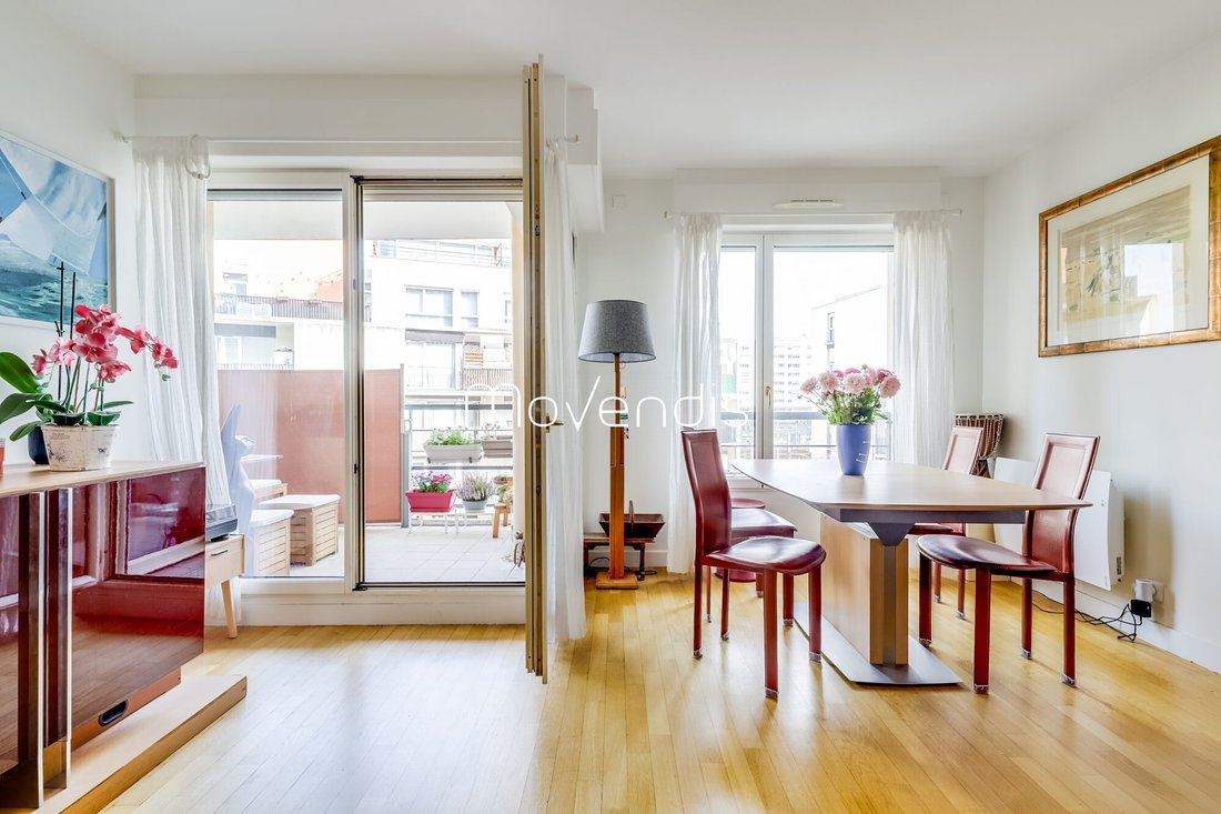 Apartment in Violet Commerce, Paris 15e Arrondissement, Paris 4 - 19117509