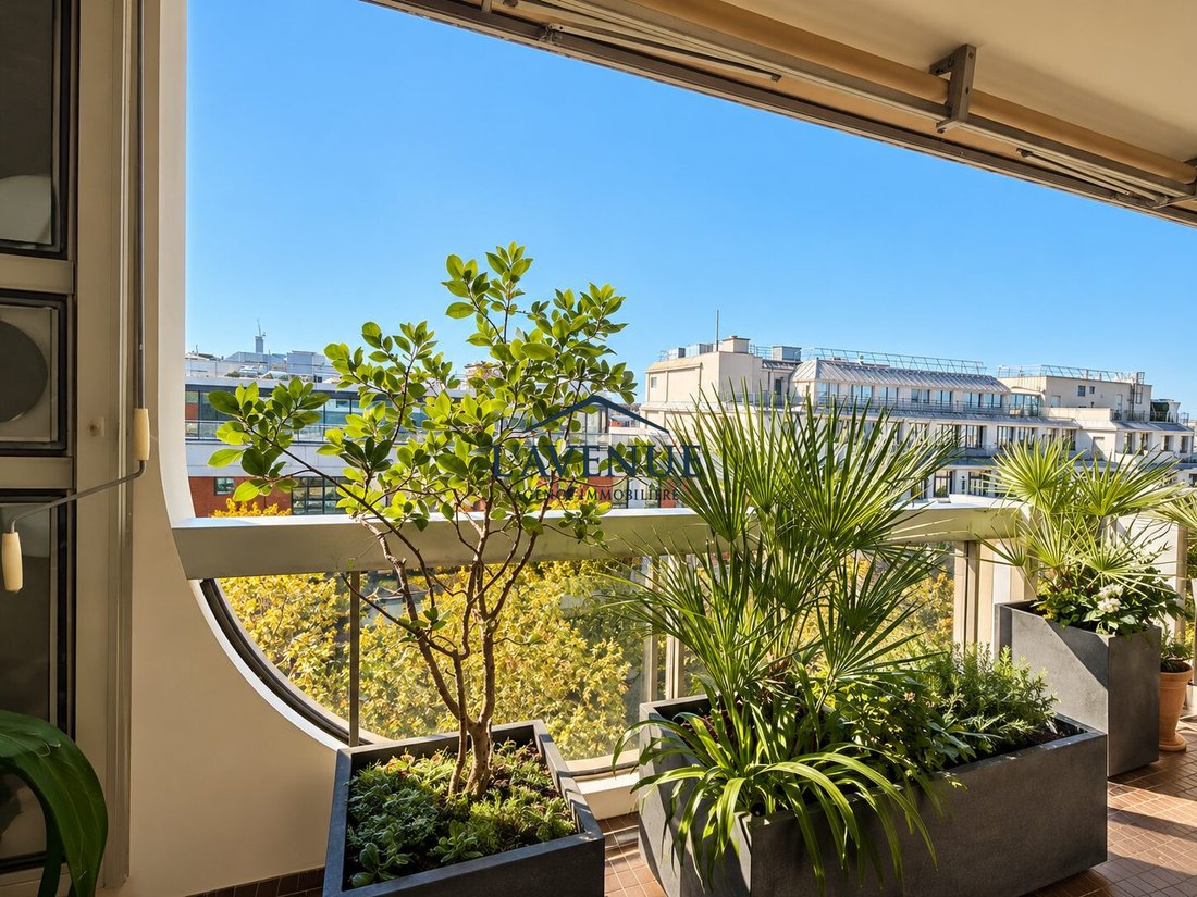 Apartment in Violet Commerce, Paris 15e Arrondissement, Paris 3 - 19117510