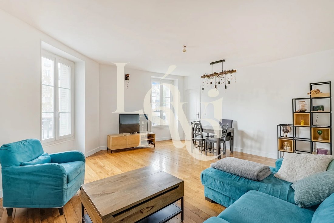 Apartment in Nationale-Deux Moulins, Paris 13e Arrondissement, Paris 2 - 19118869