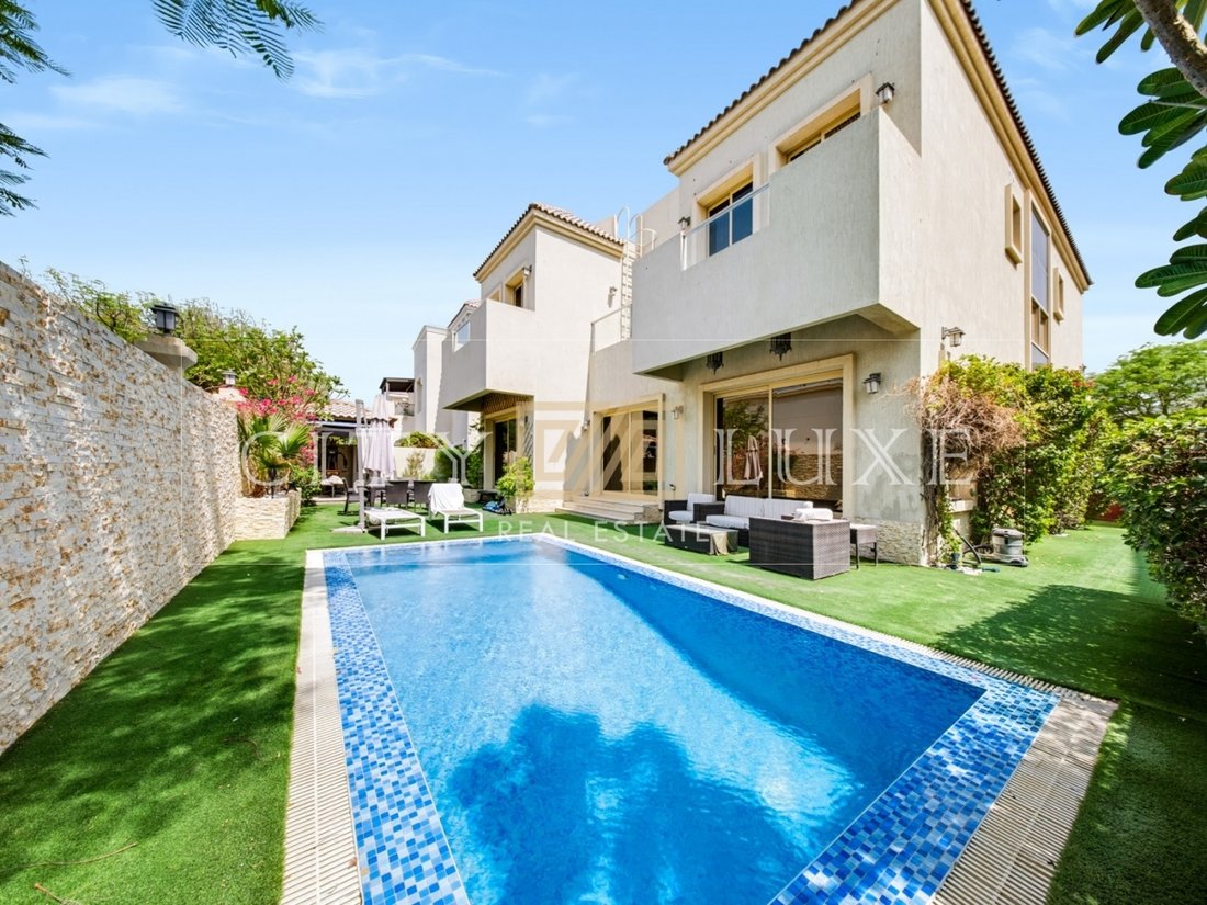 Villa à Dubai, Andorra 1 - 19118754