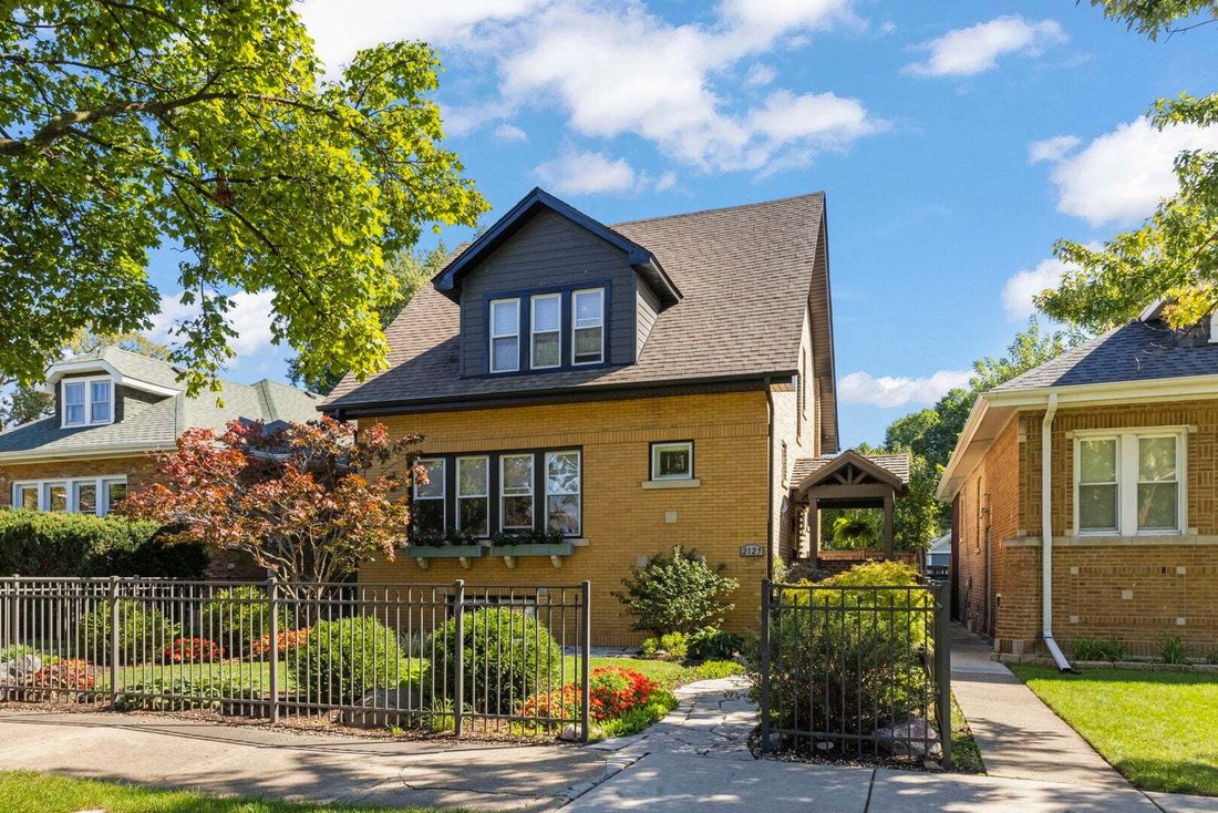 House in Elmwood Park, Illinois, United States 1 - 19118386