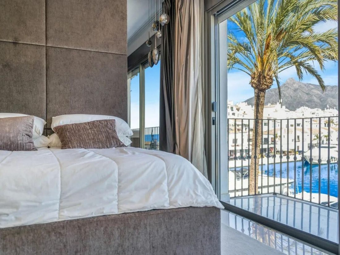 Penthouse à Puerto Banús, Marbella, Espagne 3 - 19119155