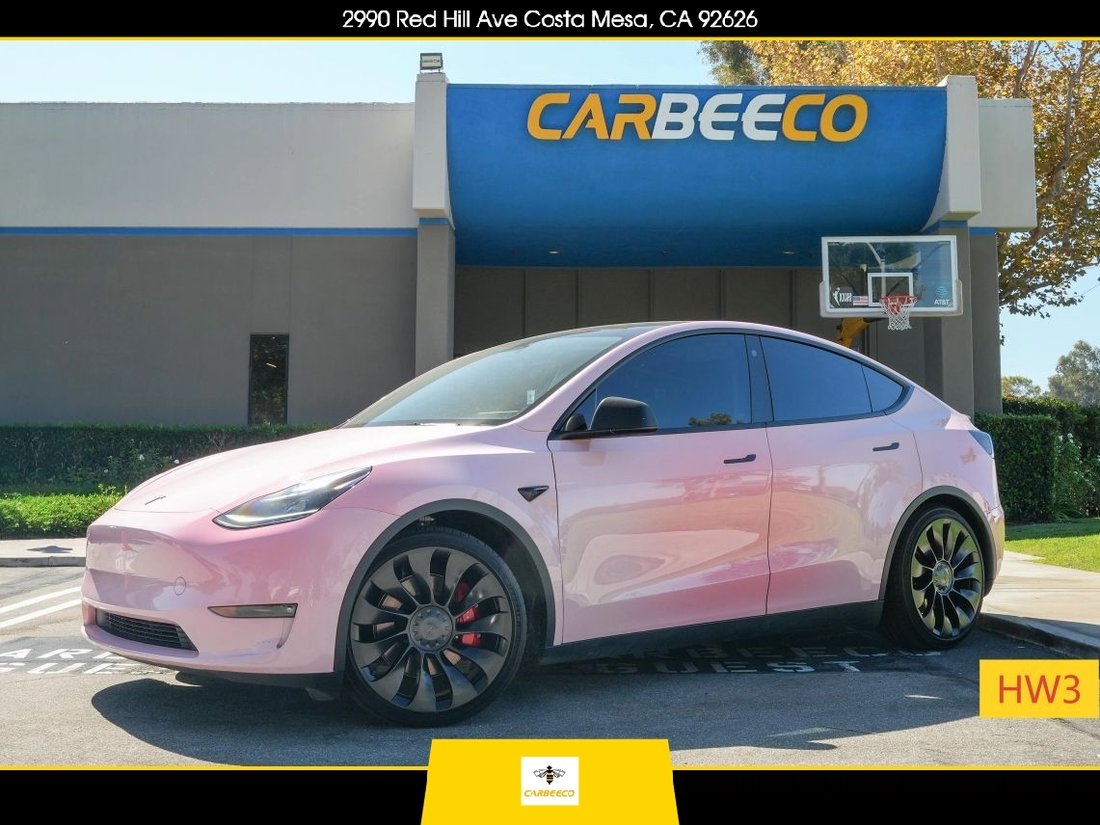 Suv in Costa Mesa, CA, United States 1 - 18755347