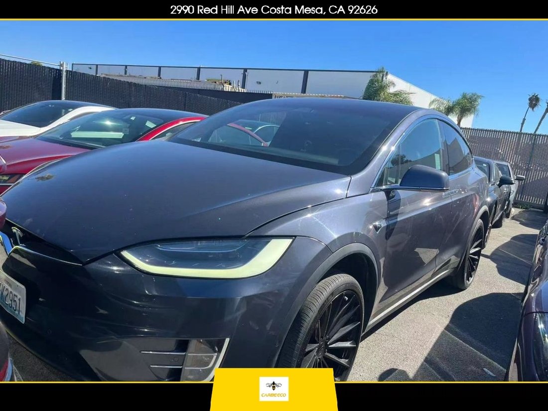 Suv in Costa Mesa, CA, United States 1 - 19119663