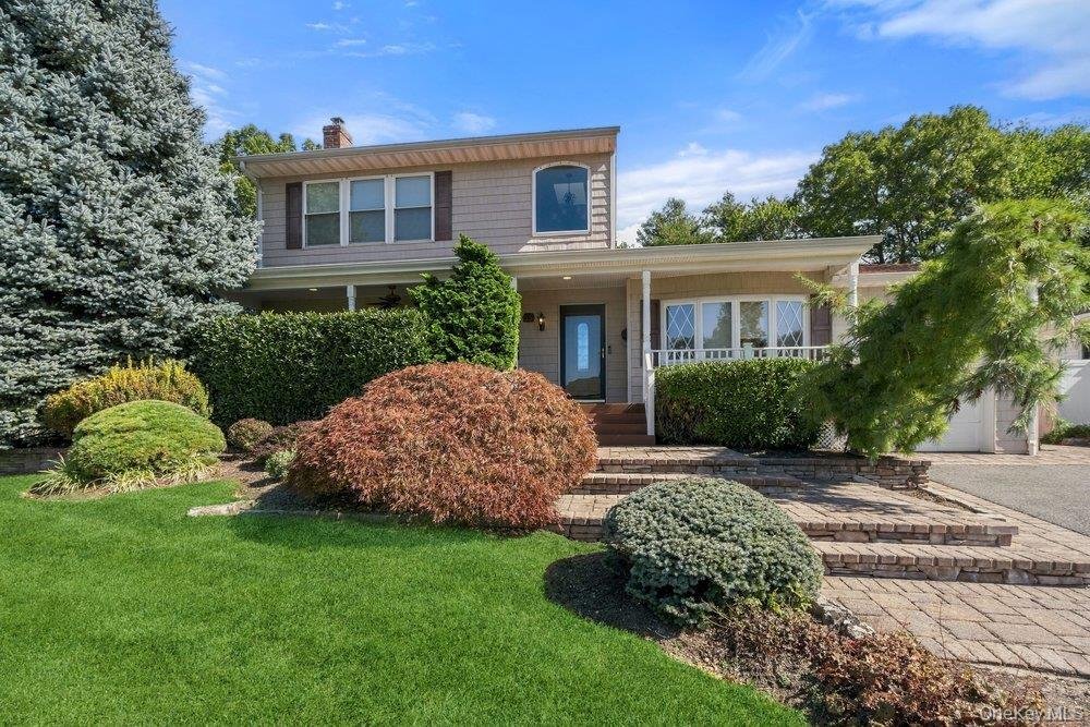 House in Plainview, New York, United States 1 - 19120244