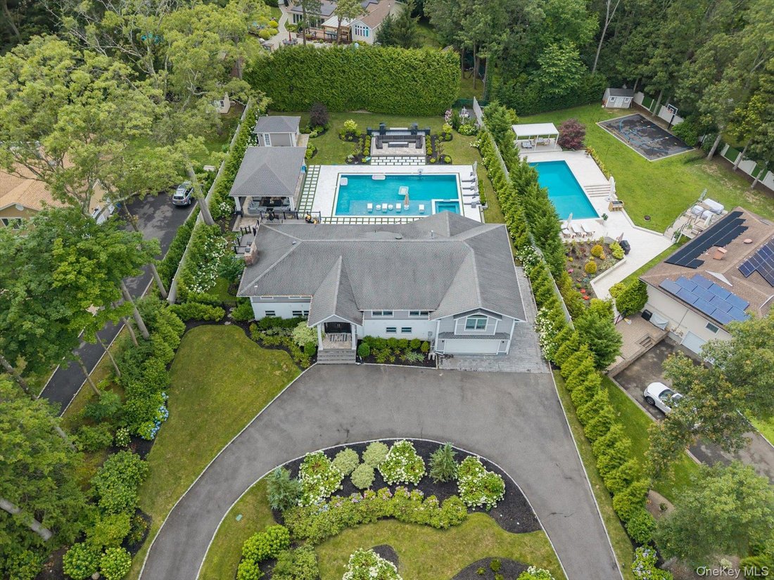House in Melville, New York, United States 3 - 19120246