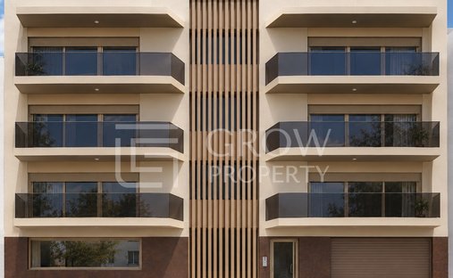 Apartamento en Quarteira, Algarve, Portugal 1