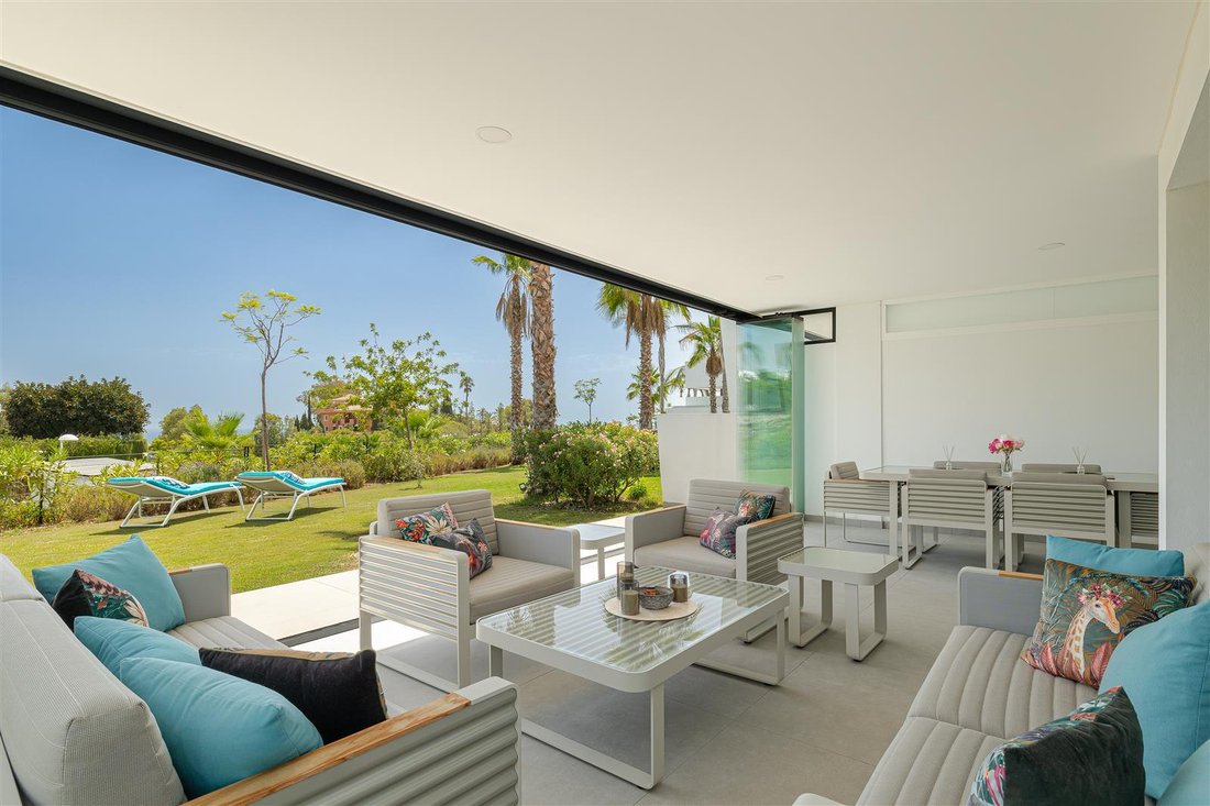 Wohnung in Estepona, Andalusien, Spanien 1 - 19120359