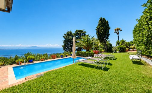 Villa in Vietri sul Mare, Kampanien, Italien 1