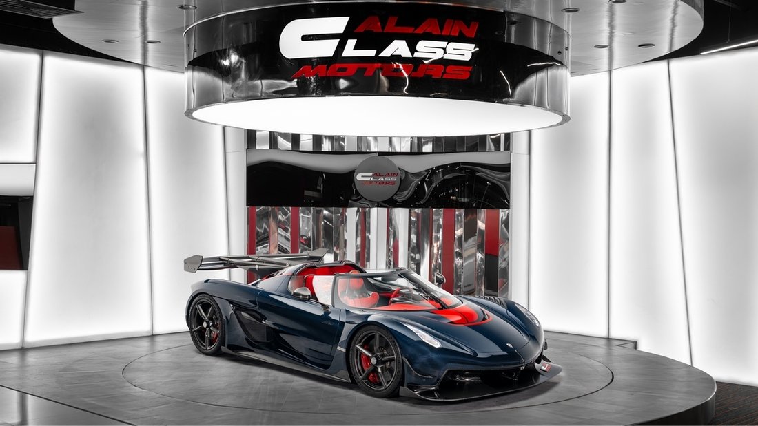 Roadster in Dubai, United Arab Emirates 1 - 19128441