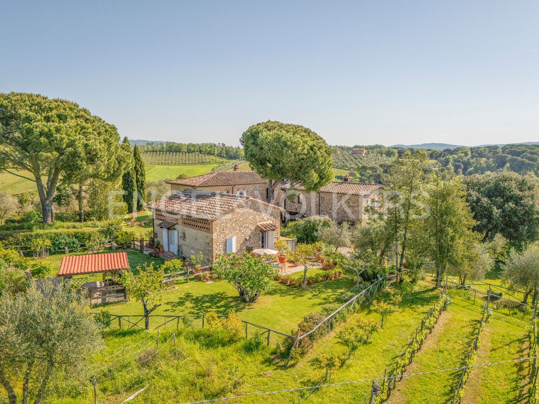 Casa di campagna a Castelnuovo Berardenga, Toscana, Italia 1 - 15709524