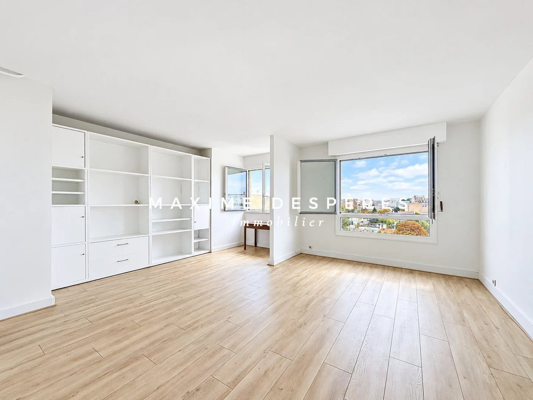 Apartment in Auteuil Sud, Paris 16e Arrondissement, Paris 2 - 19122695
