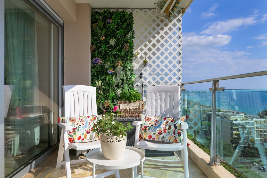 Wohnung in Cannes, Provence-Alpes-Côte d'Azur, Frankreich 2 - 18695935
