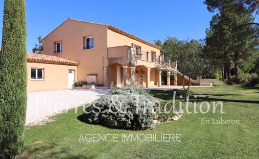 Casa en Céreste-en-Luberon, Provenza-Alpes-Costa Azul, Francia 1