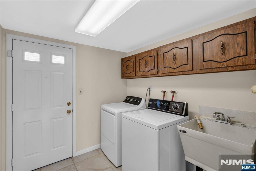 House in Clifton, New Jersey, United States 5 - 19123381
