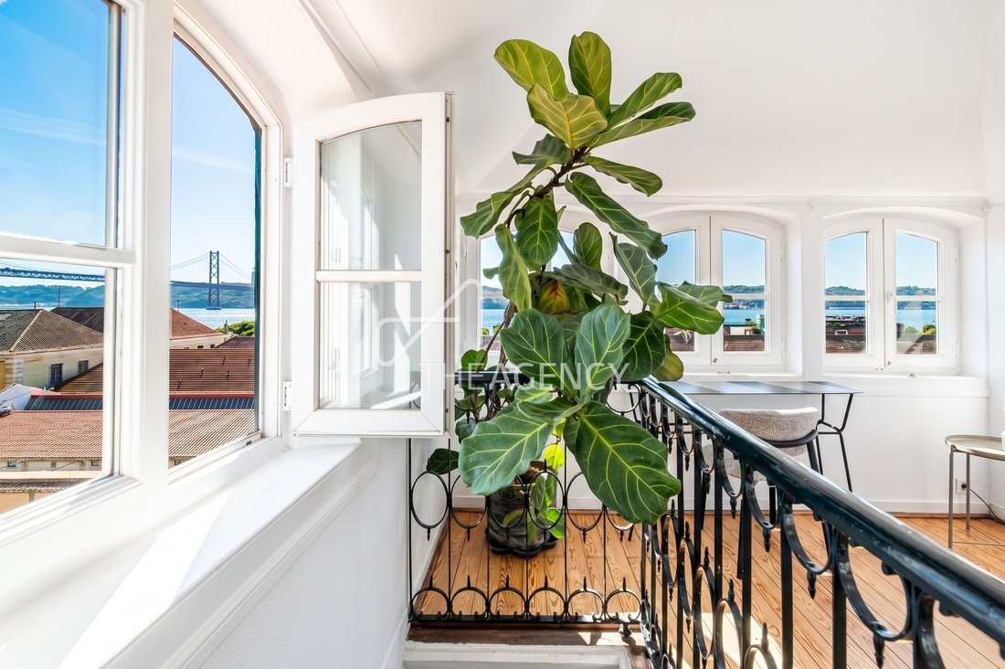 Penthouse in Alcantara, Lisbon, Portugal 1 - 15607773