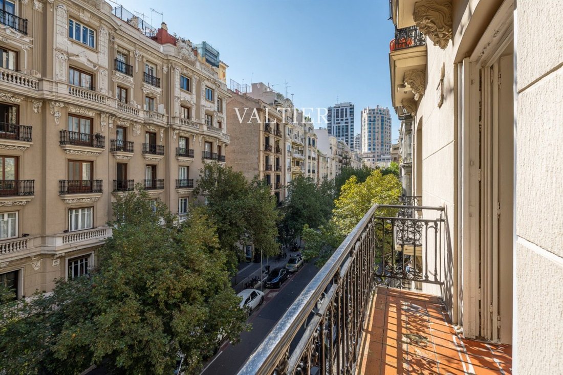 Wohnung in Retiro, Madrid, Spanien 4 - 19125544